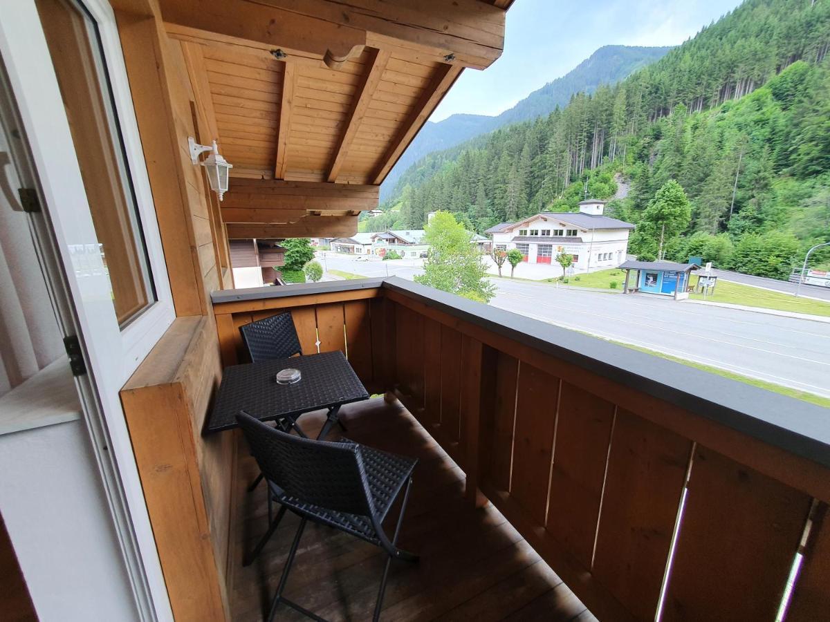 Glemmy Appartements Inkl Sommercard Viehhofen Dış mekan fotoğraf