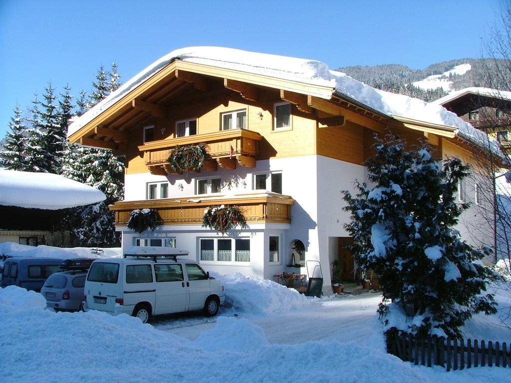 Glemmy Appartements Inkl Sommercard Viehhofen Dış mekan fotoğraf